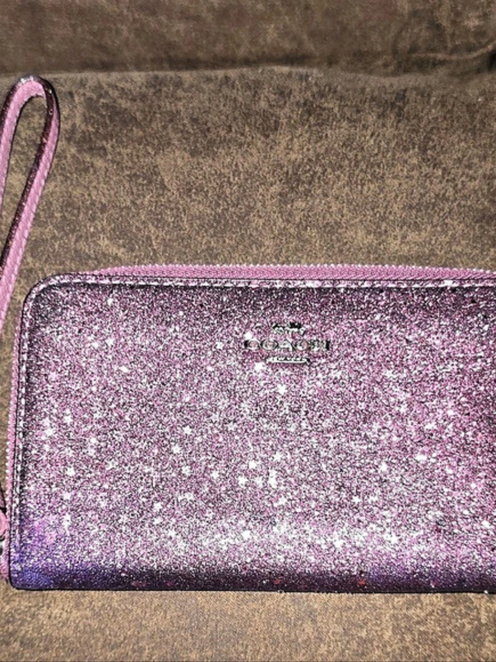 Authentic Coach Star Glitter Smartphone Wallet Wristlet Fuchsia Pink ✨